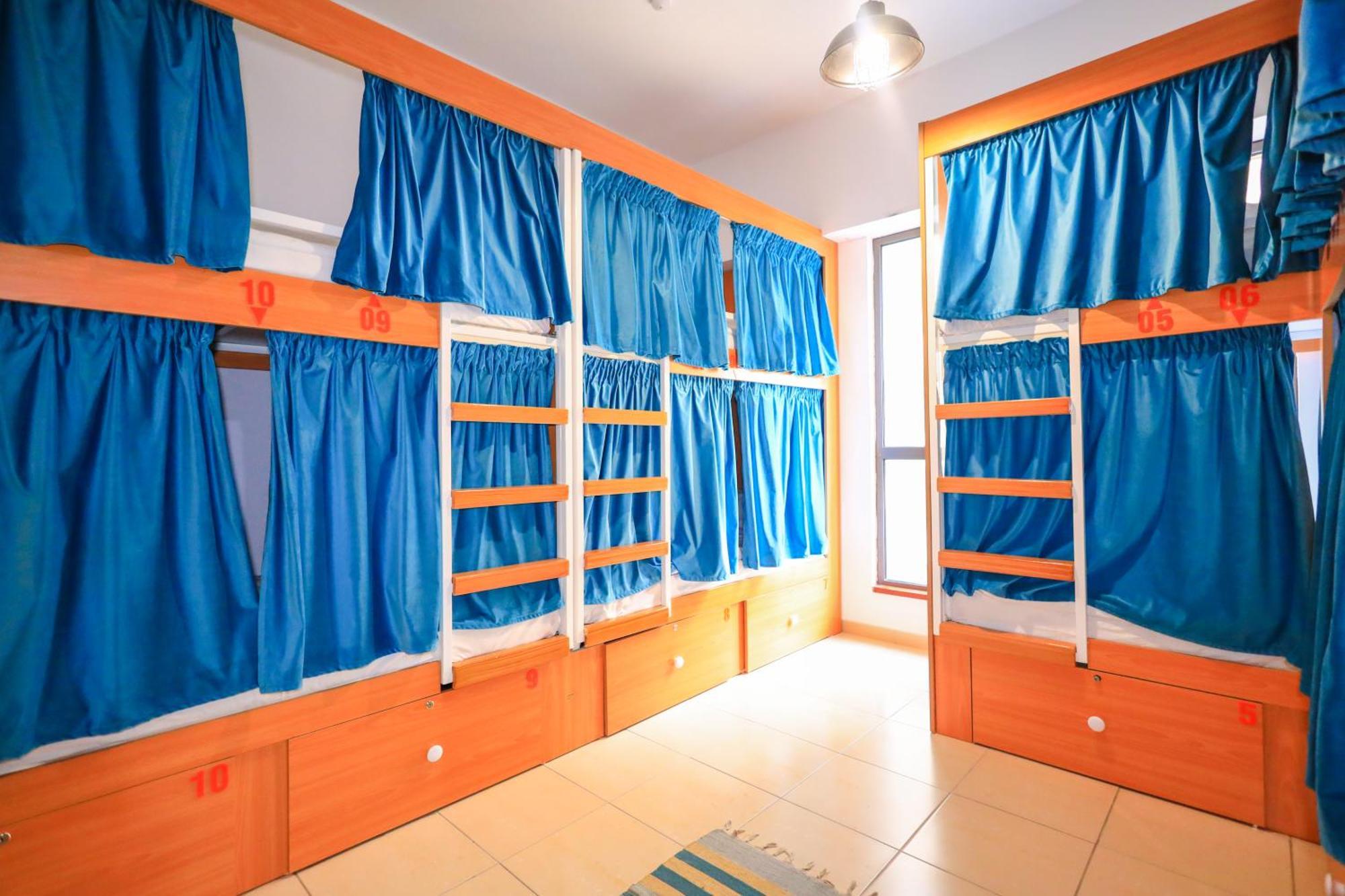 Lunar Hostel 96 Dubai Dış mekan fotoğraf